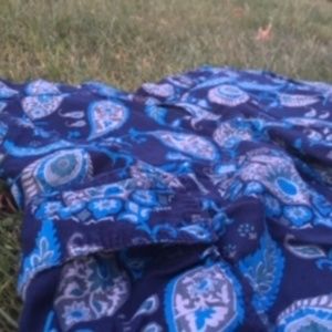 Gucci boys navy and blue paisley short size 12